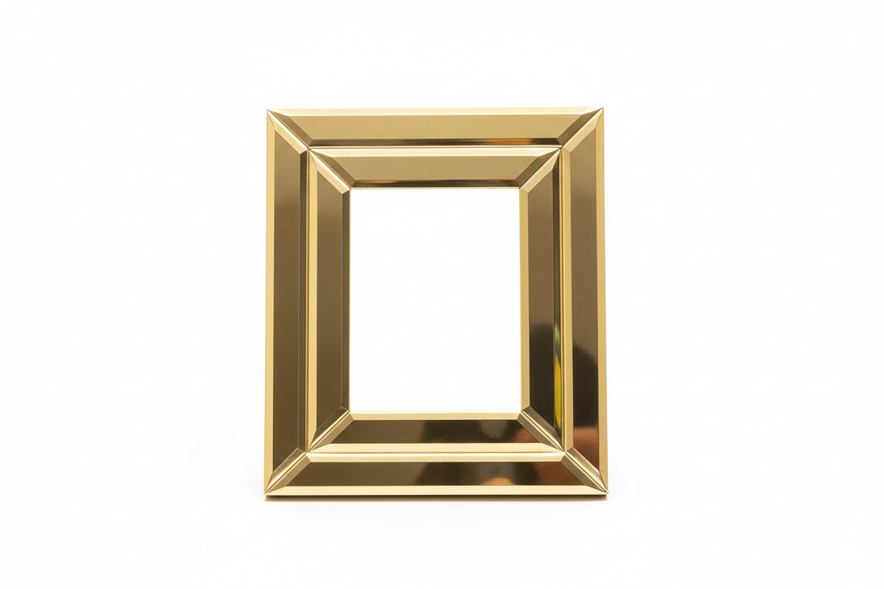 Photo or Document Frame / إطار صورة أو وثيقة