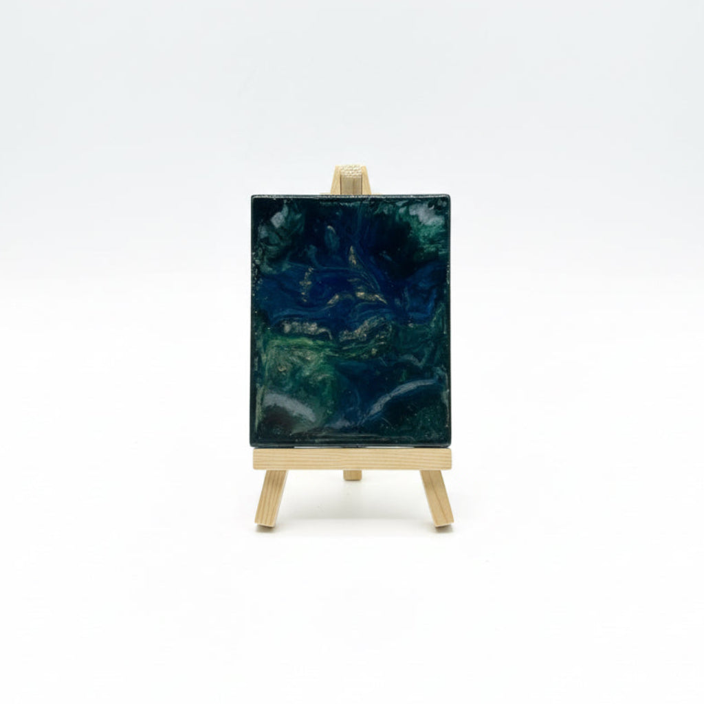 Black canvas with Wooden easel / لوحة قماشية سوداء مع حامل خشبي
