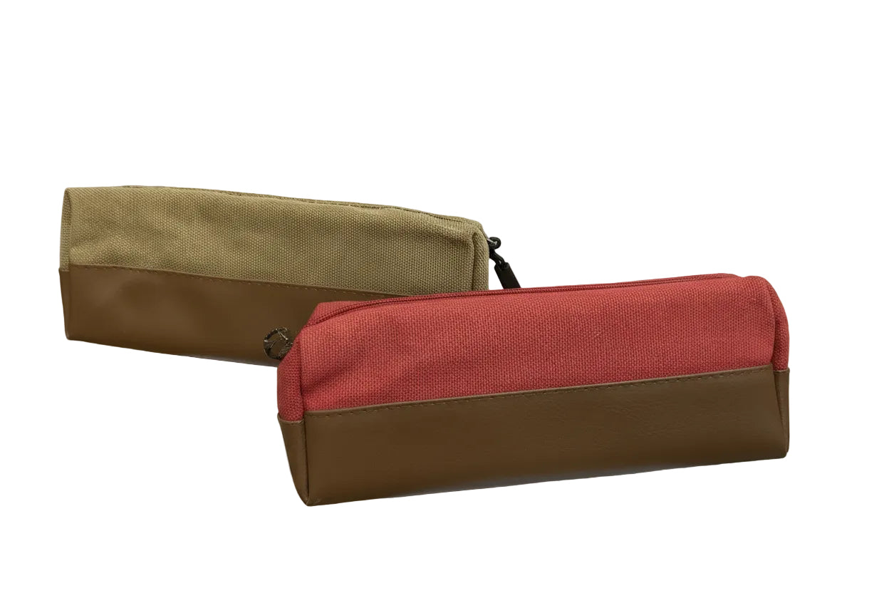 Pencil case / مقلمة