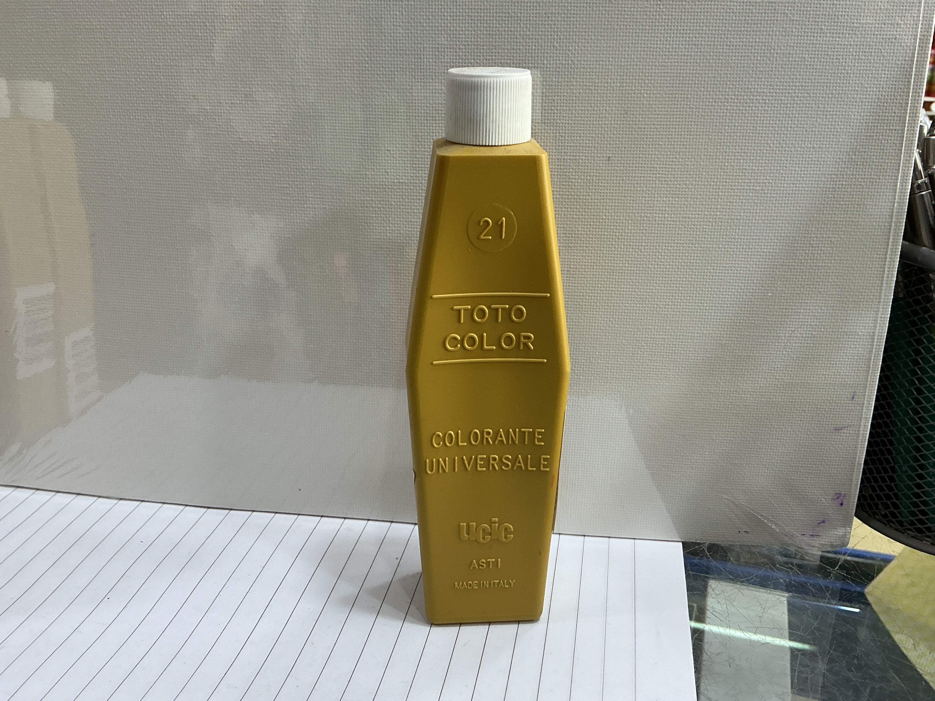 Colorante totocolor 21 100ml Yellow / ملوّن توتوكولور 21 – 100 مل – أصفر