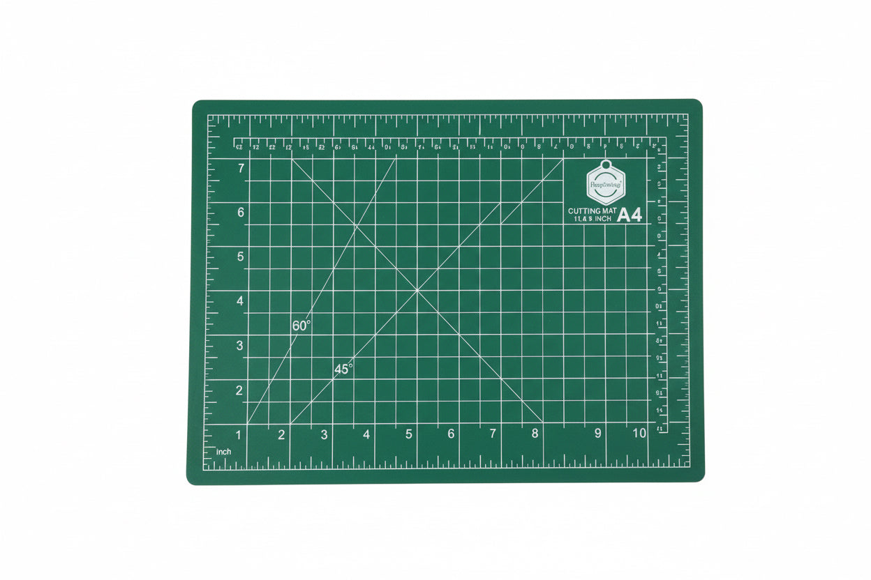 Self Cutting Mat with Grid A4 / حصيرة قص ذاتي بشبكة – الحجم A4