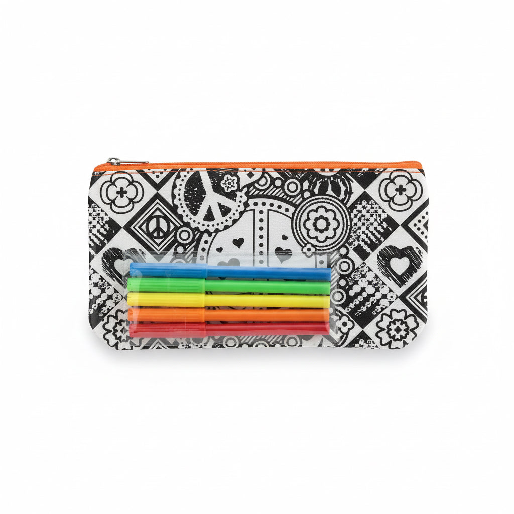 Pencil Pouch with markers / مقلمة مع أقلام ماركر