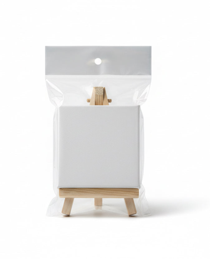 White canvas with Wooden Easel Set / لوحة قماشية بيضاء مع حامل خشبي