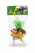 Plastic farm animals / حيوانات مزرعة بلاستيكية
